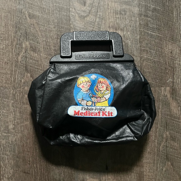 Fisher price doctor kit - Picture 2 of 2